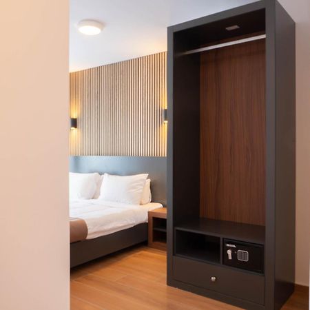 Marina Suites & Apartments - Self Catering - By Tritoni Hotels Gzira Bagian luar foto