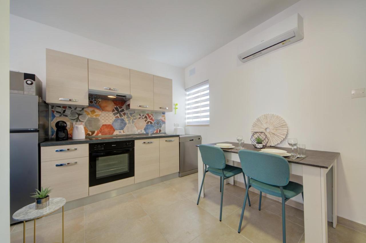 Marina Suites & Apartments - Self Catering - By Tritoni Hotels Gzira Bagian luar foto