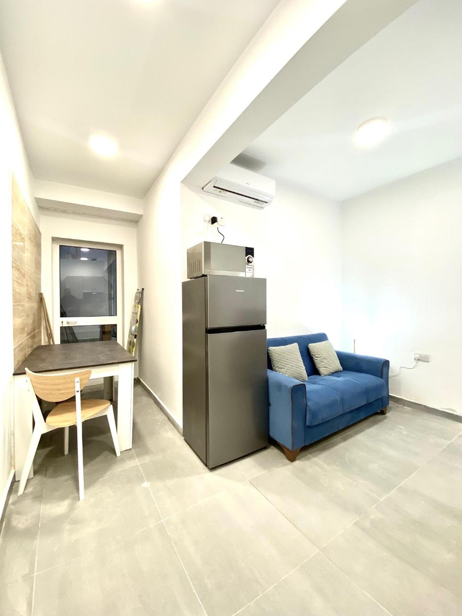 Marina Suites & Apartments - Self Catering - By Tritoni Hotels Gzira Bagian luar foto