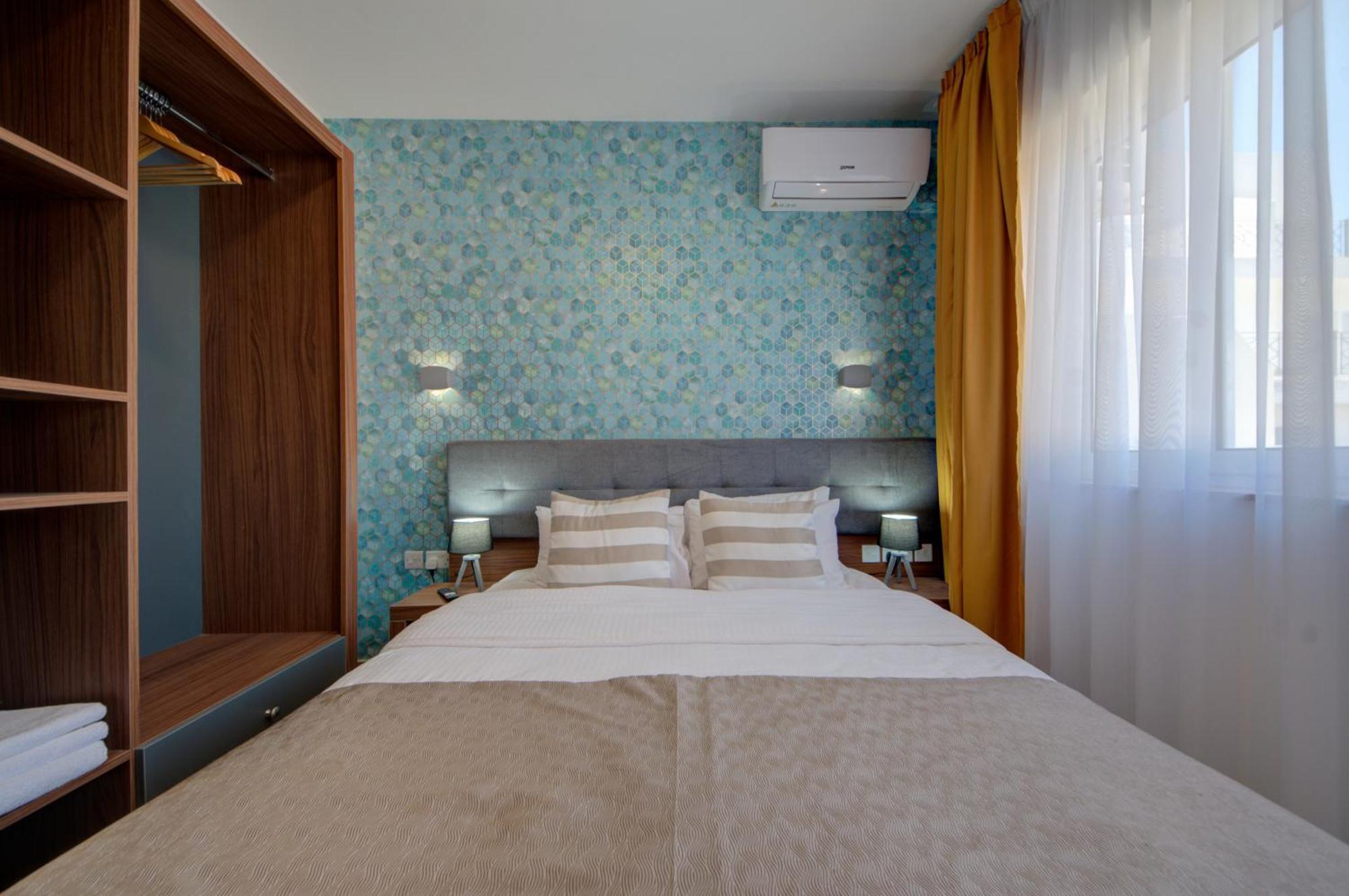 Marina Suites & Apartments - Self Catering - By Tritoni Hotels Gzira Bagian luar foto