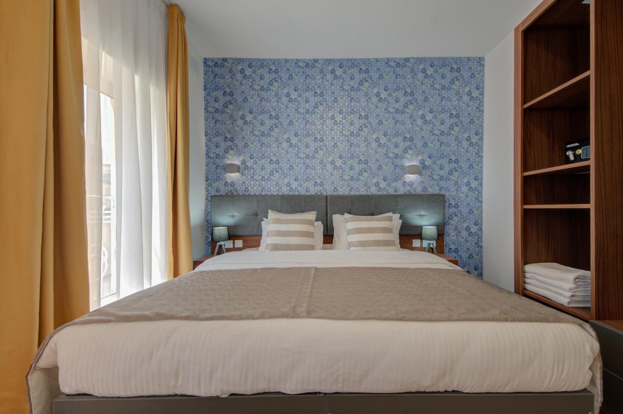Marina Suites & Apartments - Self Catering - By Tritoni Hotels Gzira Bagian luar foto