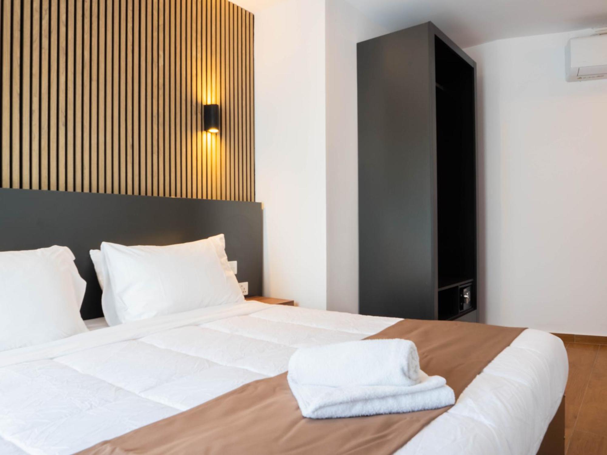 Marina Suites & Apartments - Self Catering - By Tritoni Hotels Gzira Bagian luar foto