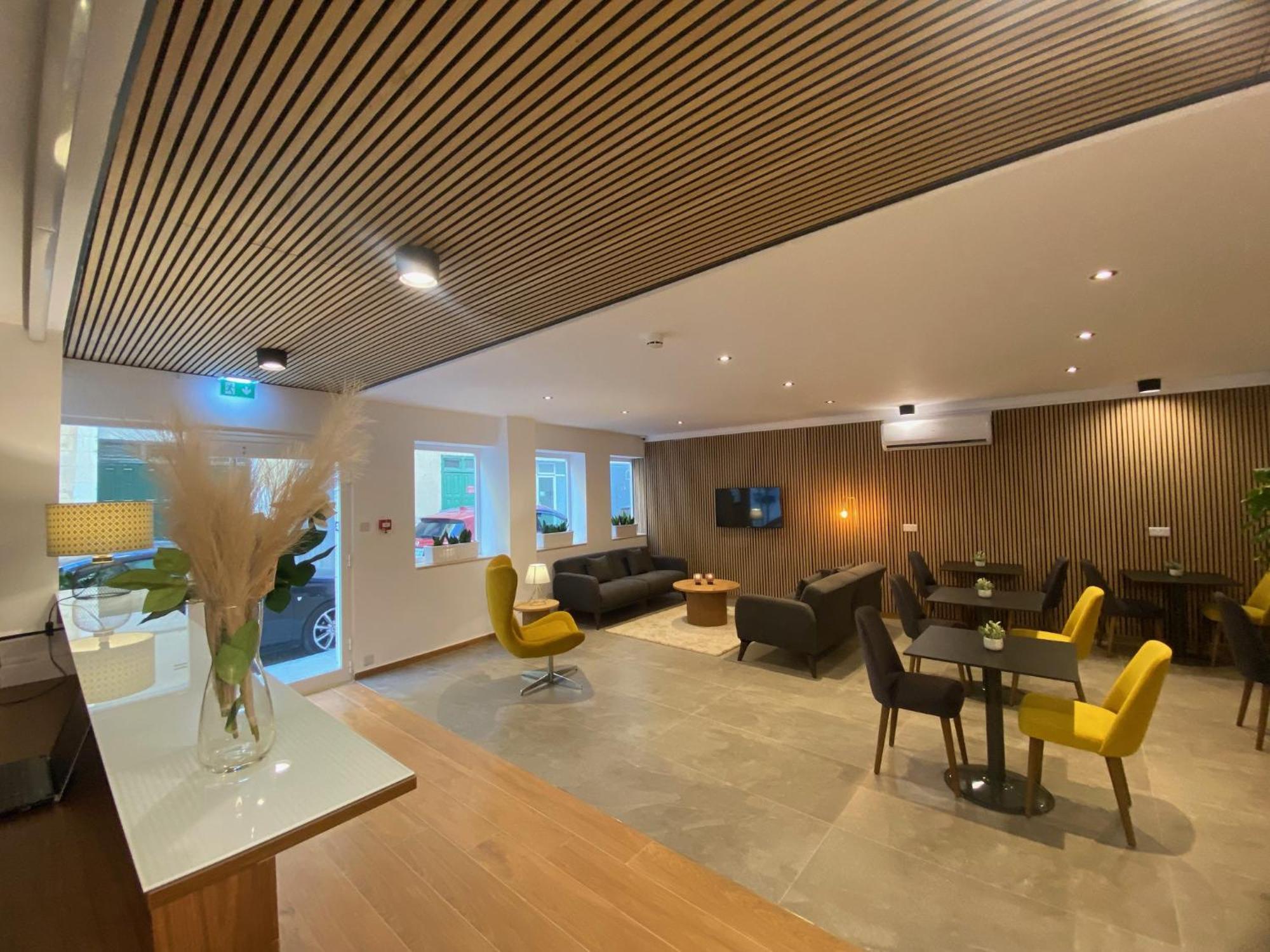 Marina Suites & Apartments - Self Catering - By Tritoni Hotels Gzira Bagian luar foto