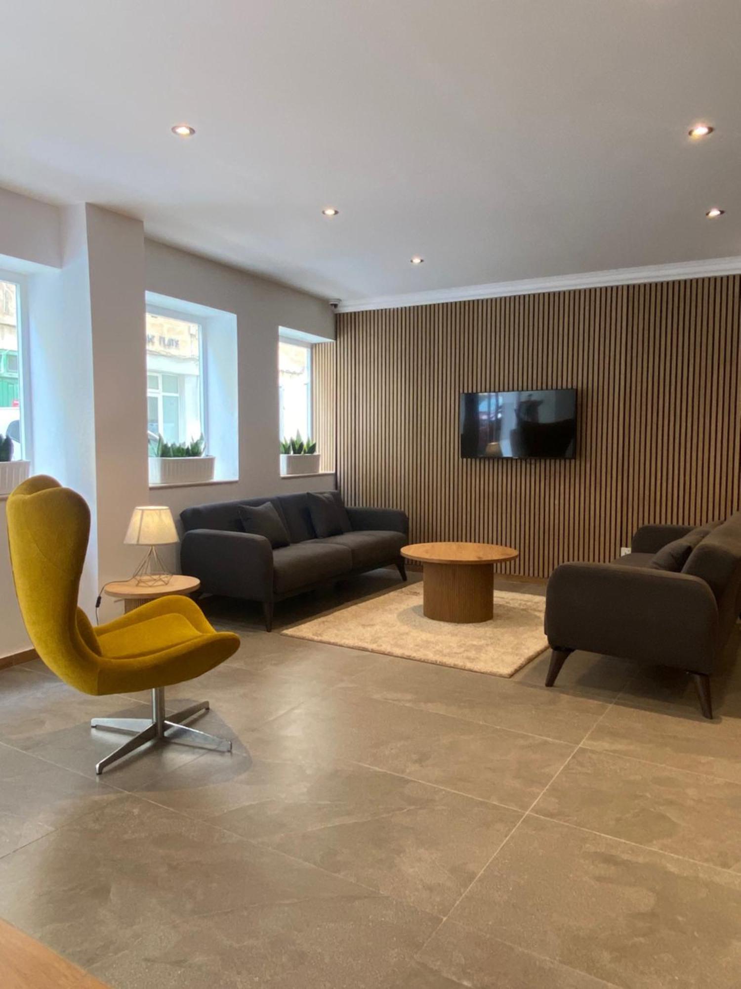 Marina Suites & Apartments - Self Catering - By Tritoni Hotels Gzira Bagian luar foto