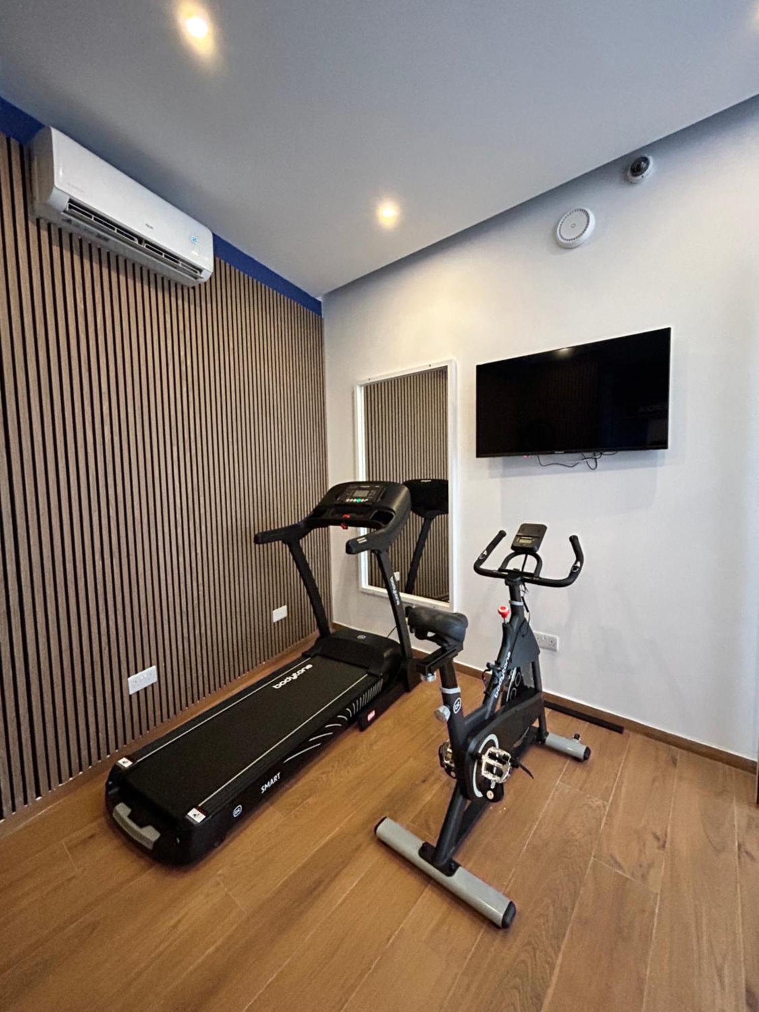 Marina Suites & Apartments - Self Catering - By Tritoni Hotels Gzira Bagian luar foto